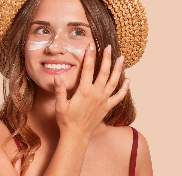 The 6 Best Doctor-Recommended Hormone-Safe Sunscreens