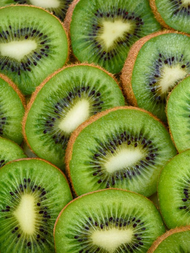 6 Health Benefits of Kiwifruit