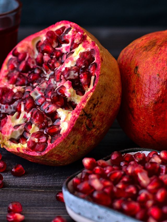 6 Benefits of Pomegranate